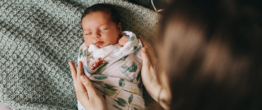 Pucken leicht gemacht: Tipps, Vorteile und der ideale Pucksack für Dein Baby